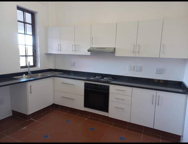 2 BEDROOM APARTMENT FOR SALE IN ESSENWOOD